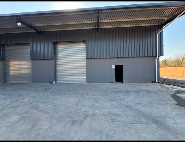 1,620M² WAREHOUSE TO LET IN VERULAM RURAL